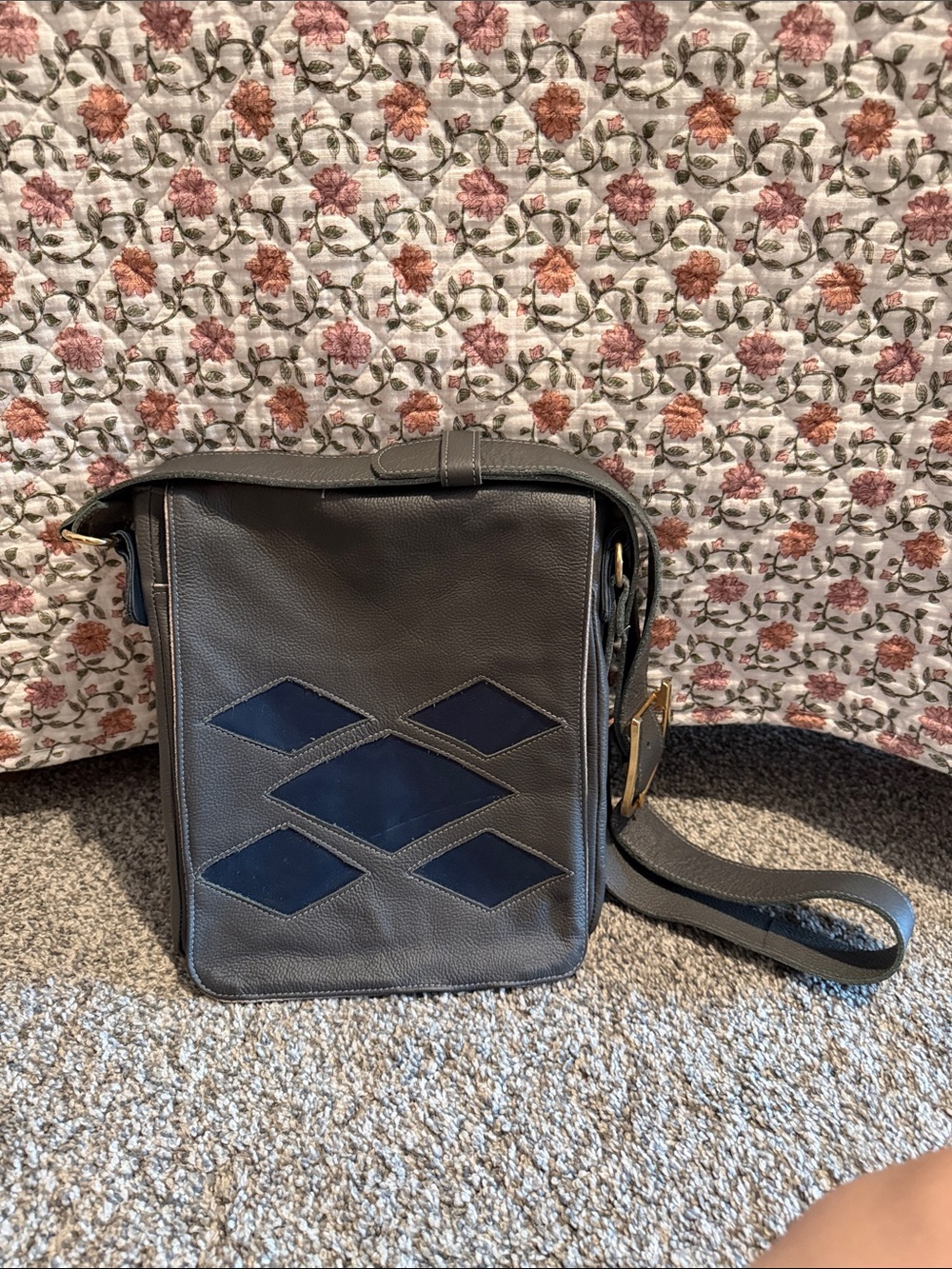 Leather Crossbody Bag in Gray with Navy Accents